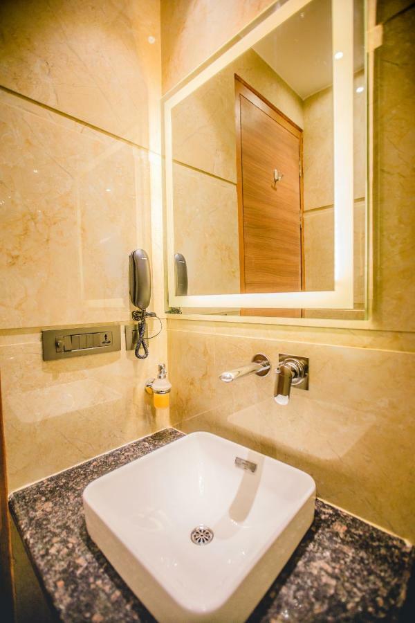 Hotel Ten Square, India Agra  Exterior foto